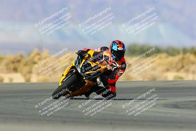 media/Jan-09-2022-SoCal Trackdays (Sun) [[2b1fec8404]]/Turn 16 (11am)/